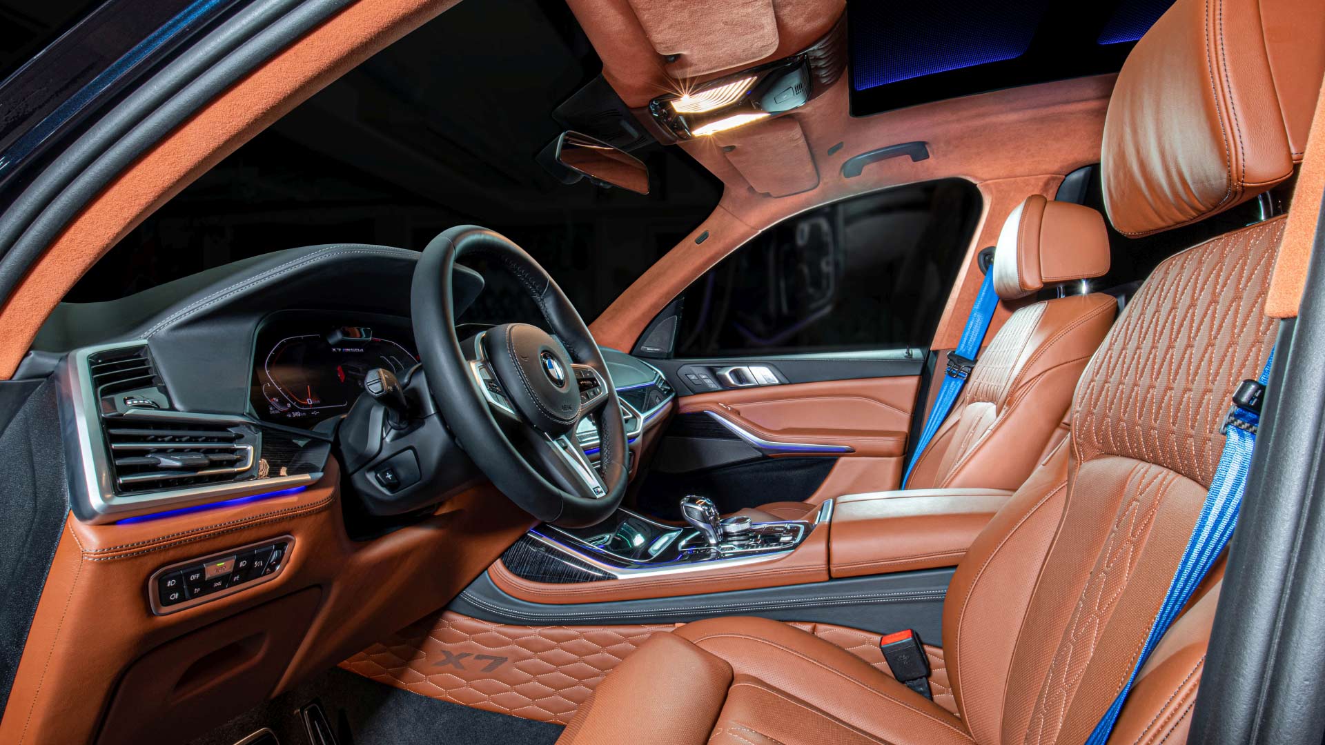 Chiêm ngưỡng BMW X7 độ nội thất siêu sang