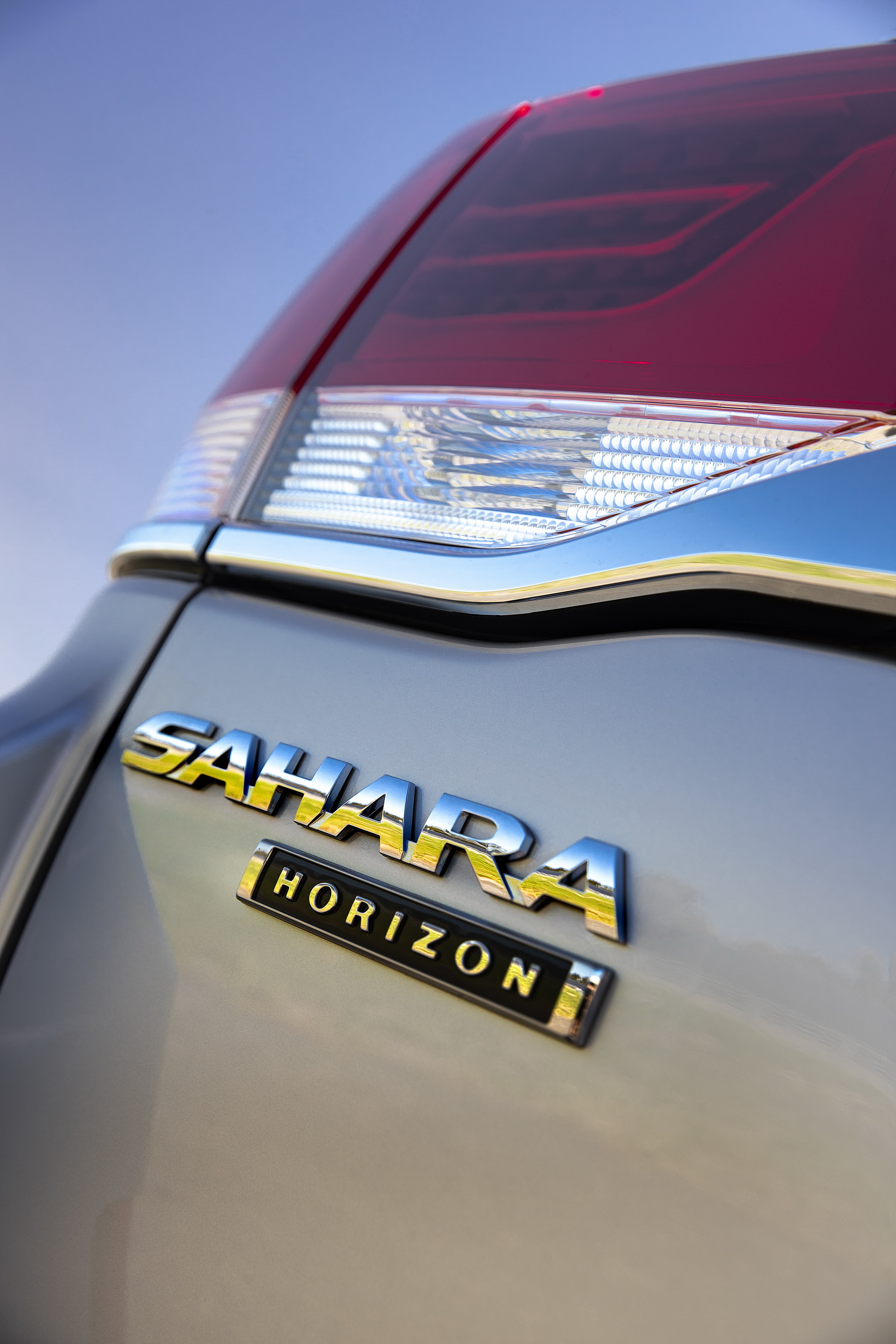 2020-toyota-laund-cruiser-horizon-sahara-edition-australia-4.jpg