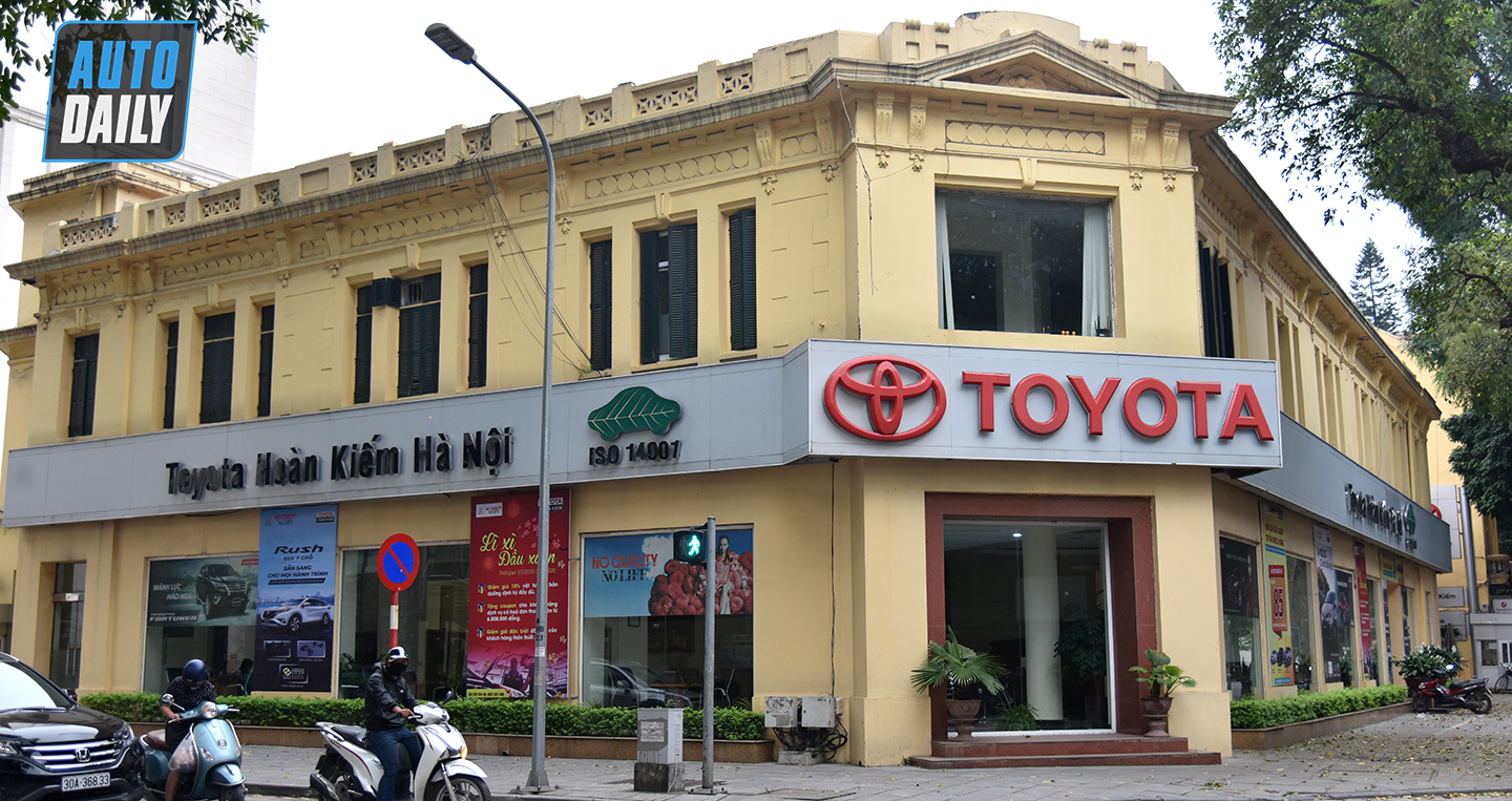 Toàn bộ đại lý Toyota và Lexus tại Hà Nội tạm thời đóng cửa vì dịch Covid-19