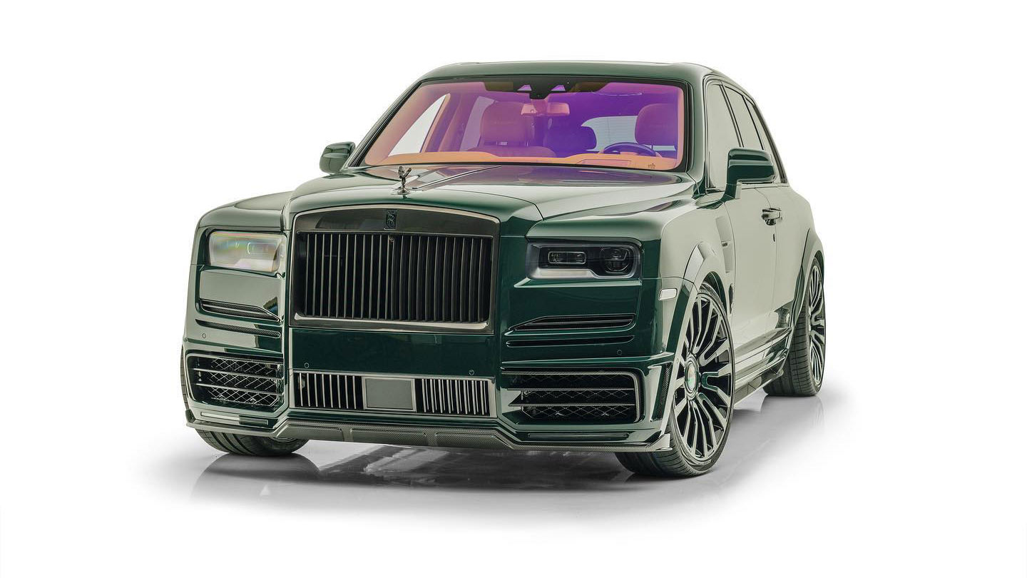 Rolls-Royce Cullinan màu xanh lá cực chất