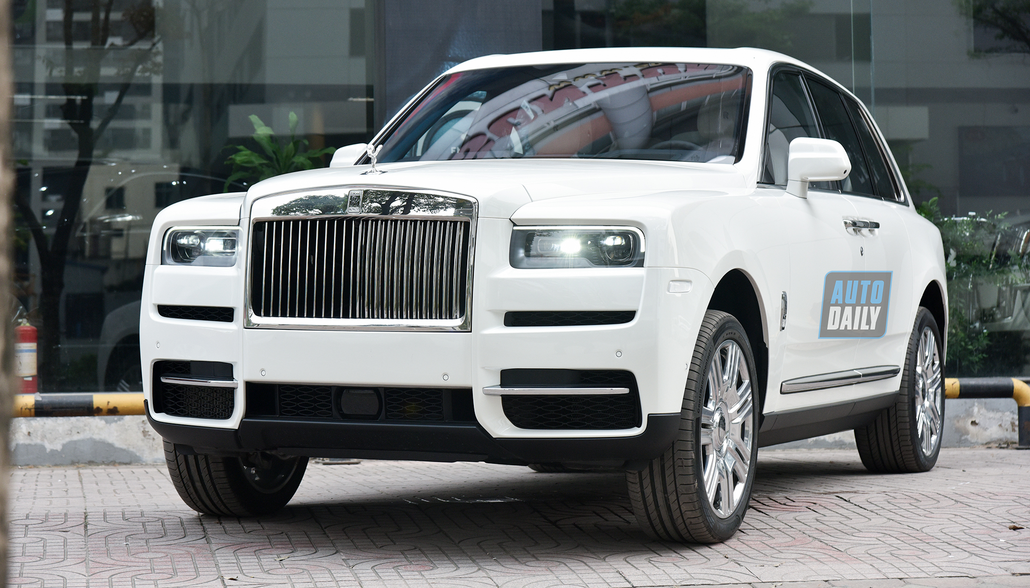 Bật mí những điều đặc biệt về Rolls-Royce Cullinan