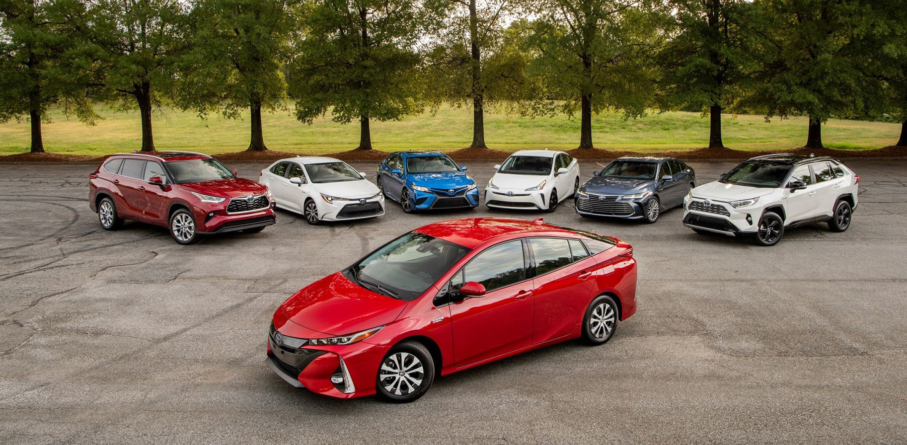 Toyota chạm mốc 15 triệu xe hybrid