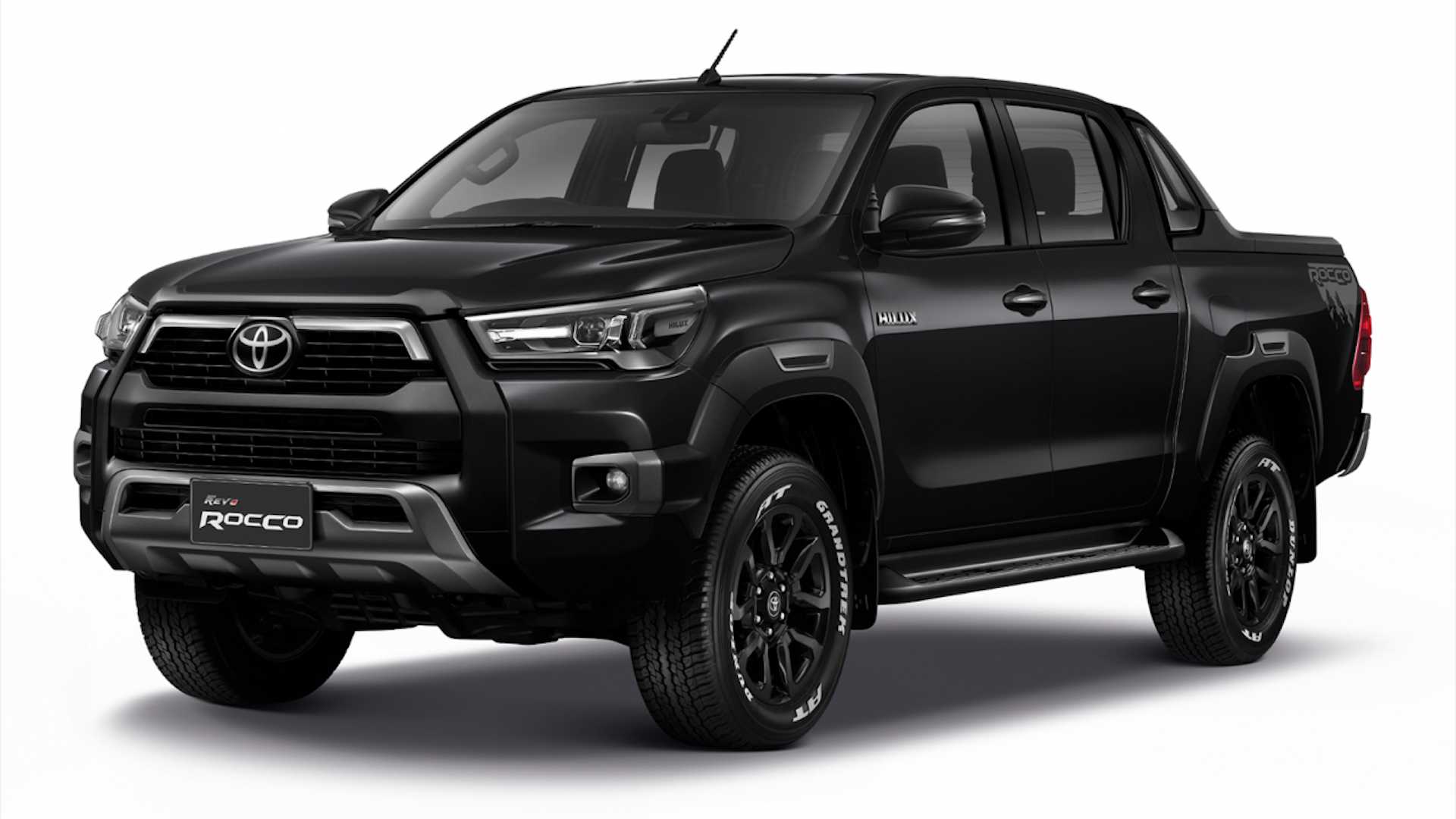 2021-toyota-hilux-launched-in-thailand.jpg