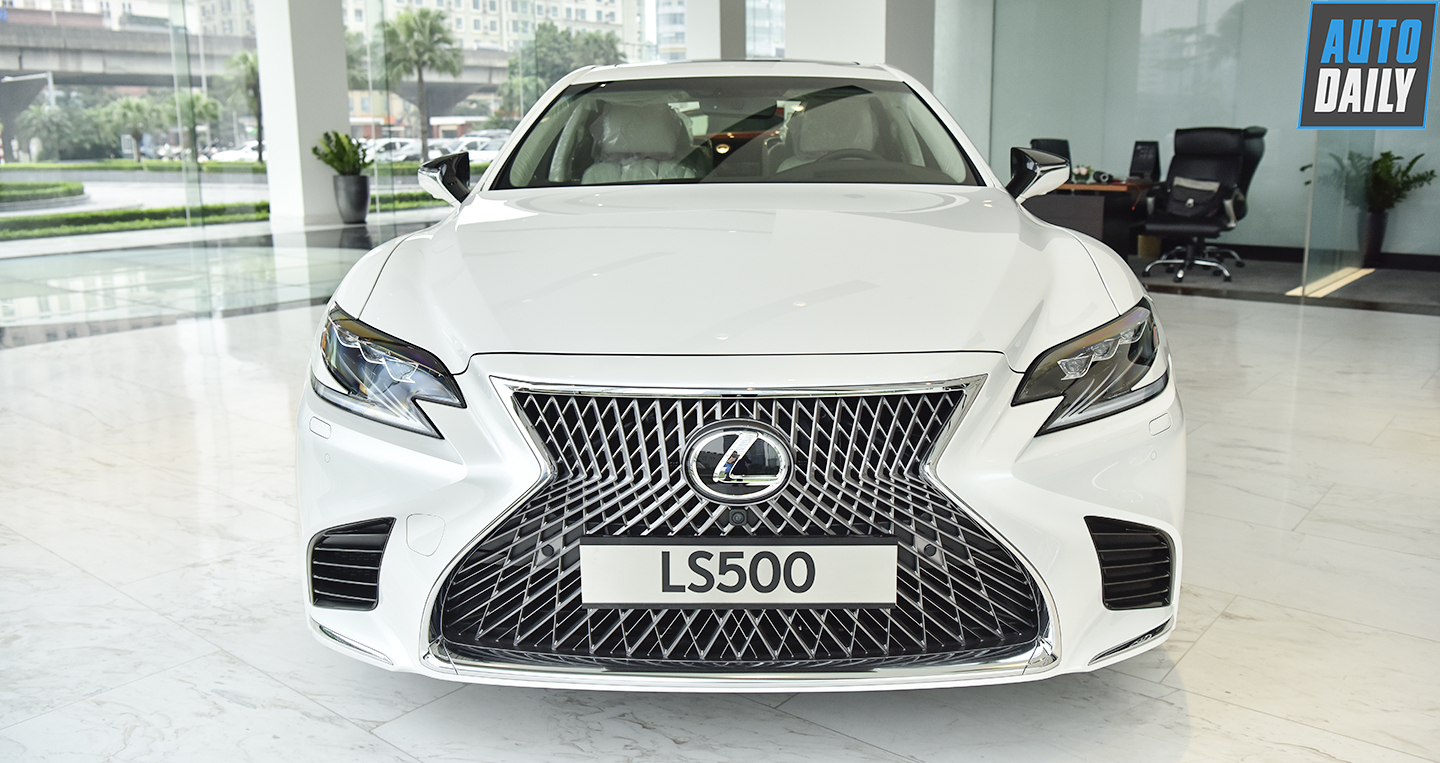 5 tháng đầu năm 2020, Lexus bán được hơn 500 xe tại Việt Nam