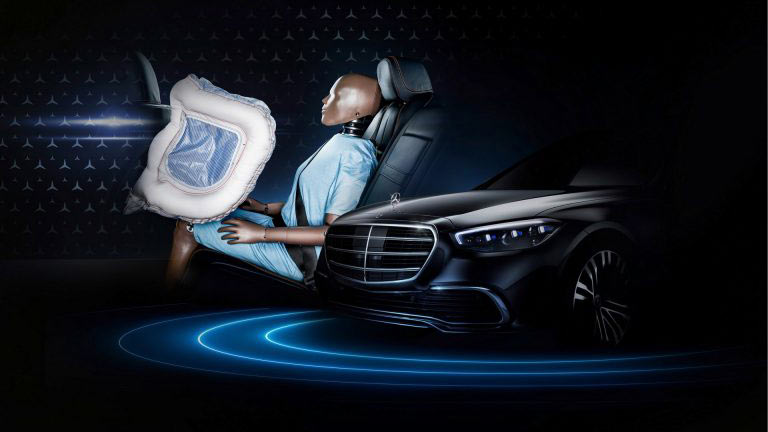 Mercedes S-Class 2021 được trang bị túi khí trước cho hàng ghế sau