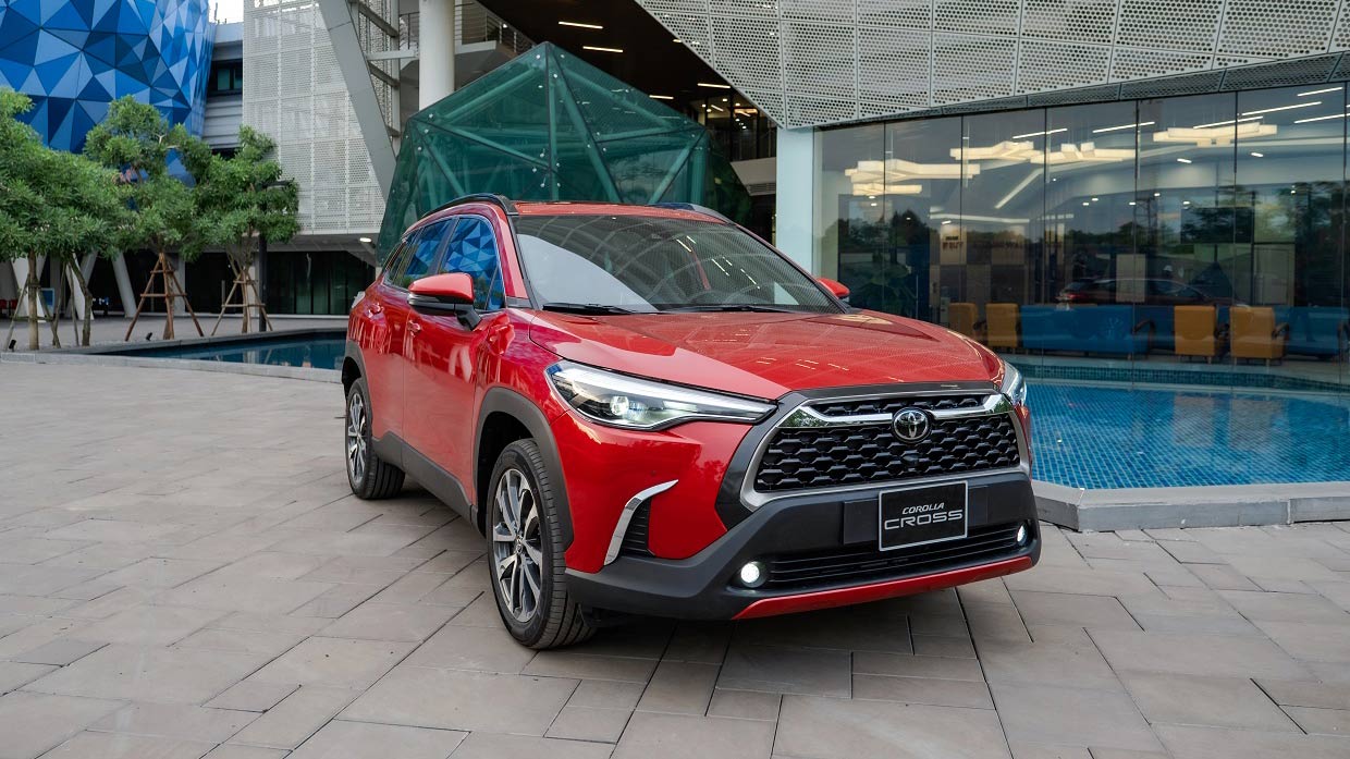 Giá lăn bánh các phiên bản của Toyota Corolla Cross tại Việt Nam