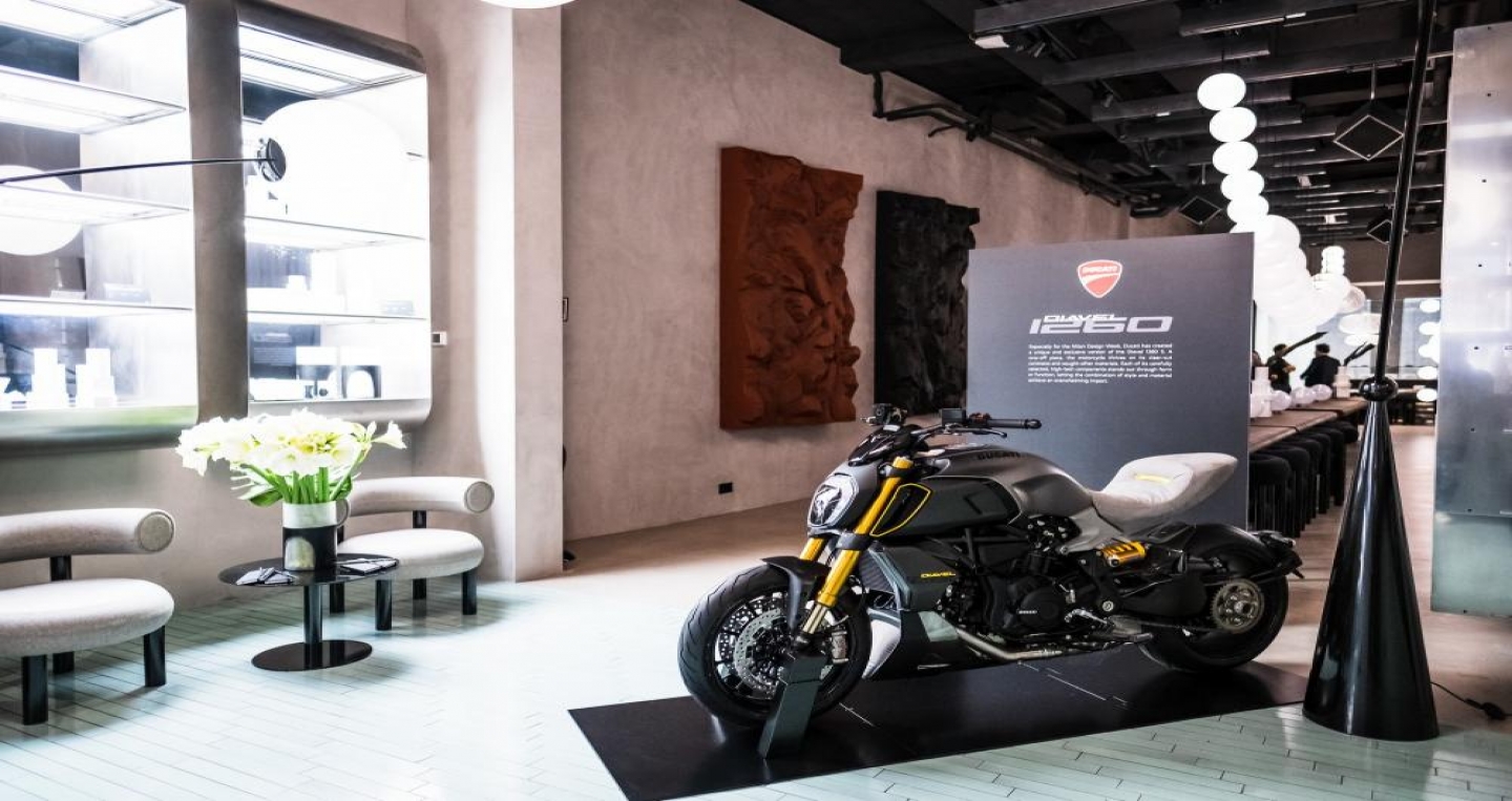 Ducati Diavel 1260 Lamborghini: Kiệt tác của hai thương hiệu Ý