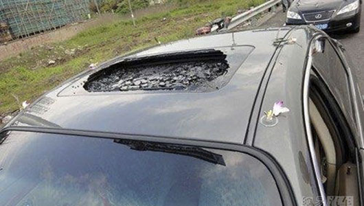 Hàng ngàn ôtô bị phá nát ở Trung Quốc 1405673236-8.jpg