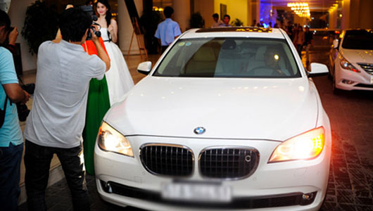 Những vụ khoe xe đình đám của sao Việt năm 2013 1855b916-6d6c-40ef-b303-1cf2201cb13a.jpg