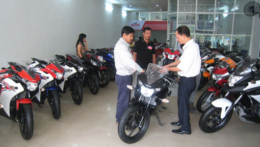 Thị trường ôtô, xe máy Việt và 10 điều ấn tượng năm 2013 Autodaily_10sk_2013 (4).jpg