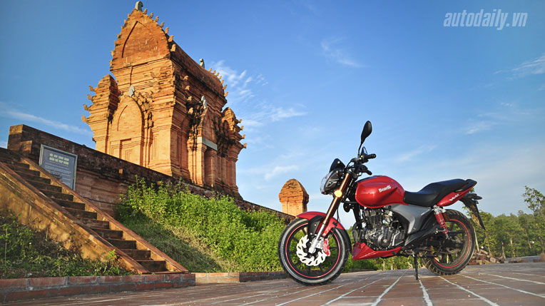 Top 5 mẫu xe côn tay rẻ nhất ra mắt 2013 Autodaily_Benelli-VML150a-51.jpg