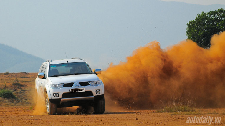 Autodaily nóng trong tuần (16/12 – 22/12) Autodaily_ParejoSport_ngoaithat (30).jpg