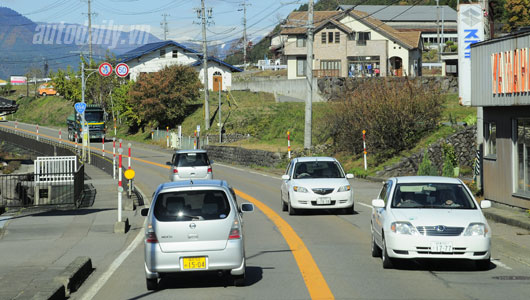 Trăm thứ phí xe hơi “đổ đầu” người Nhật DSC3786.jpg