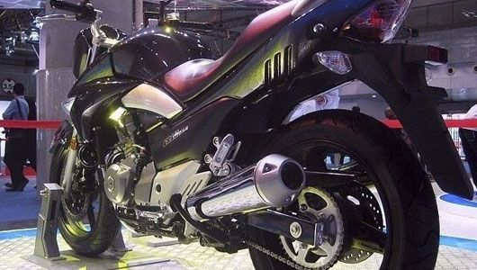 Suzuki GW250 – Đối thủ của Honda CBR250R GW250-india.jpg