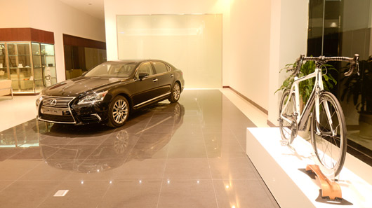 Cận cảnh 5 mẫu xe Lexus được bán tại Việt Nam Cận cảnh 5 mẫu xe Lexus được bán tại Việt Nam