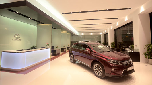 Cận cảnh 5 mẫu xe Lexus được bán tại Việt Nam Cận cảnh 5 mẫu xe Lexus được bán tại Việt Nam