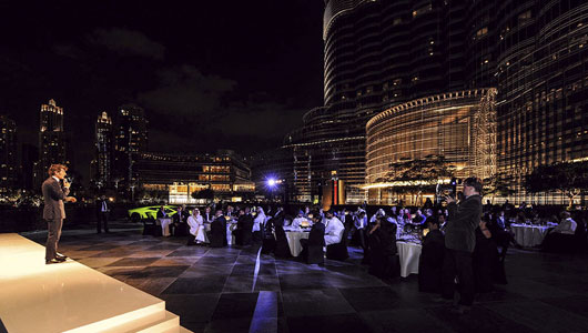 Sinh nhật đặc biệt của Lamborghini tại Dubai autodaily sinh nhat 50 nam lamborghini tai UAE (5).jpg