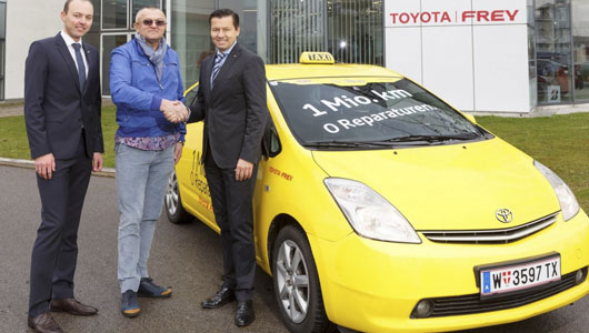 Toyota Prius Hybrid: 1 triệu km vẫn chạy tốt autodaily toyota prius hybrid taxi.jpg