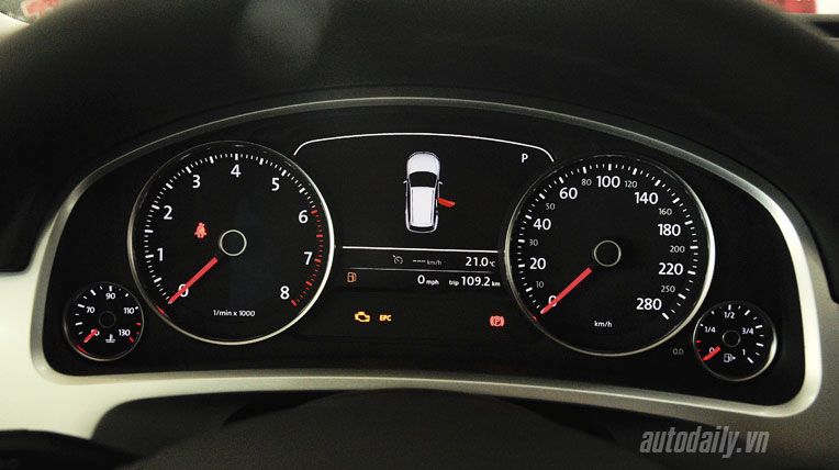 Touareg – Khẳng định chỗ đứng Volkswagen tại Việt Nam autodaily volkswagen touareg (15).jpg