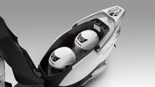 7 mẫu xe máy được quan tâm trên Autodaily 2013 autodaily-honda-lead-125-4.jpg