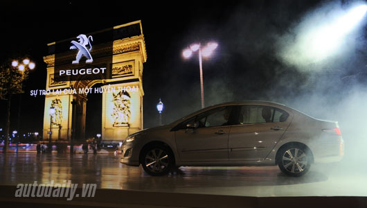 Giá hơn 1 tỷ đồng, Peugeot 408 “nội” có gì? Giá hơn 1 tỷ đồng, Peugeot 408 “nội” có gì