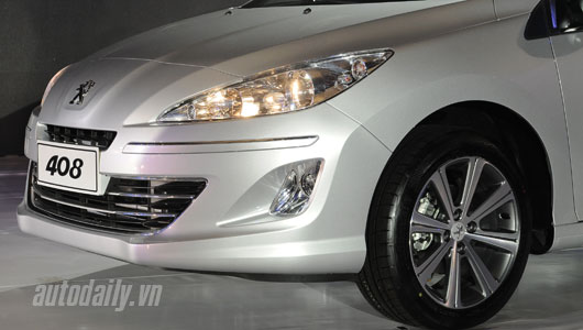 Giá hơn 1 tỷ đồng, Peugeot 408 “nội” có gì? Giá hơn 1 tỷ đồng, Peugeot 408 “nội” có gì