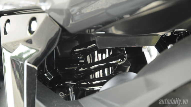 Top 5 mẫu xe côn tay rẻ nhất ra mắt 2013 autodaily_exiter2013-27.jpg