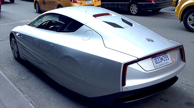 Những siêu xe tuyệt vời nhất năm 2013 131223105306-volkswagen-xl1-620xb.jpg