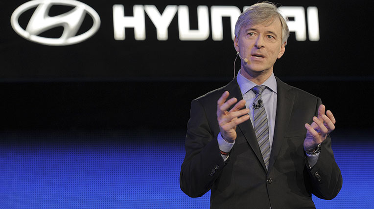 4 con đường giúp Krafcik sớm trở lại đỉnh cao 159504752.jpg