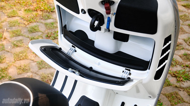 Vespa Super GTS - Xe tay ga cho phái mạnh 2 autodaily gts chitiet (15).jpg