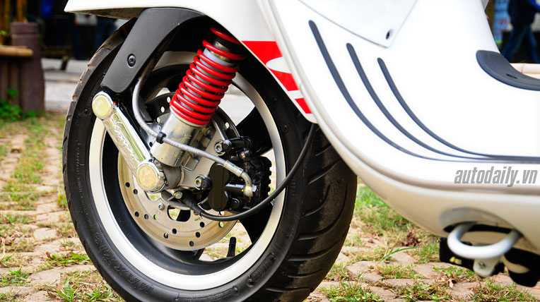 Vespa Super GTS - Xe tay ga cho phái mạnh 2 autodaily gts chitiet (8).jpg