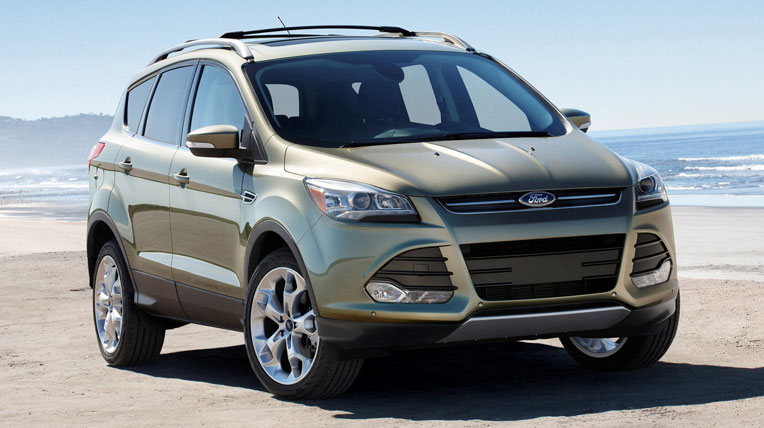 Ford Escape khởi đầu năm mới với vị trí số 1 2014-Ford-Escape-front-side.jpg