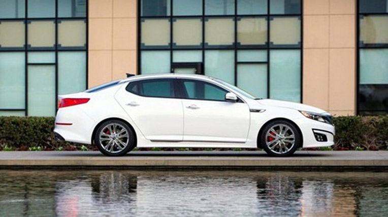 Đánh giá Kia Optima 2014 2014-kia-optima_100425701_l.jpg