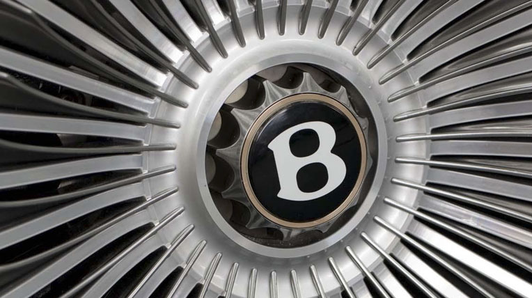CEO Bentley xác nhận kế hoạch sản xuất SUV hybrid Bentley-crossover (4).jpg