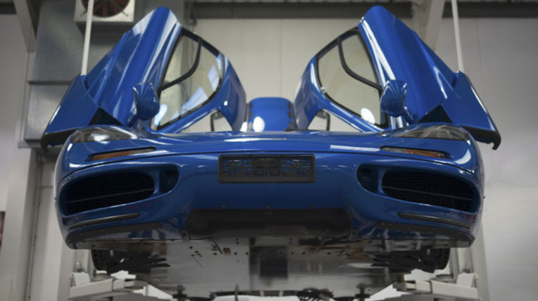 Bí ẩn và cuốn hút từ nhà máy siêu xe McLaren GTspirit-F1.jpg