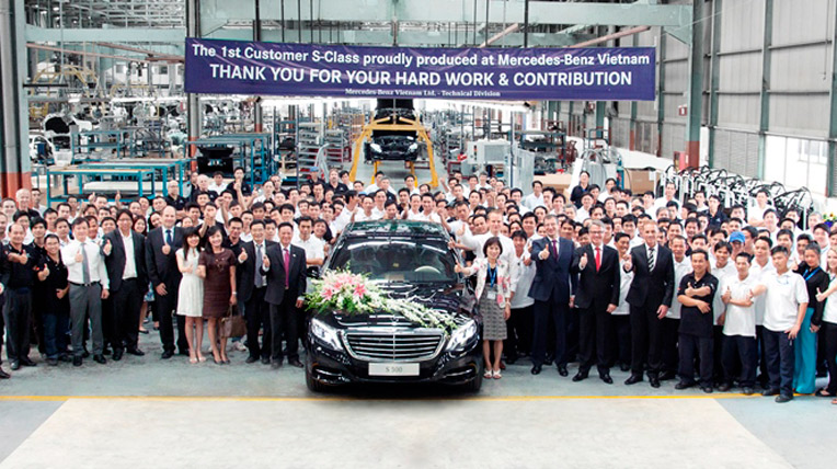 Mercedes-Benz S-Class “nội” có giá từ 3,48 tỷ đồng Lap-rap-thanh-cong-S-Class-la-mot-thanh-tuu-dang-tu-hao-cua-ca-Mercedes-Benz-va-nganh-cong-nghiep-oto-Viet-Nam.jpg