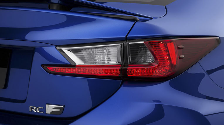 Lexus RC F vs. BMW M4, bạn chọn xe nào? Lexus-TF-C-vs-BMW-M4-9.jpg