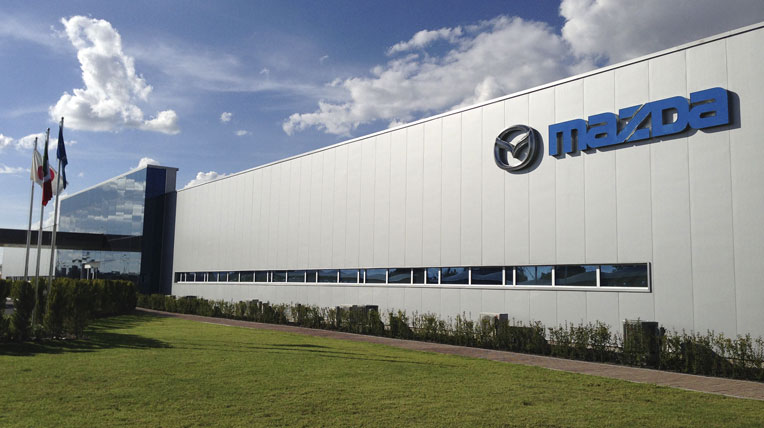 Mazda3 bắt đầu được sản xuất tại nhà máy mới Mazda3-bat-dau-duoc-san-xuat-tai-nha-may-moi (1).jpg