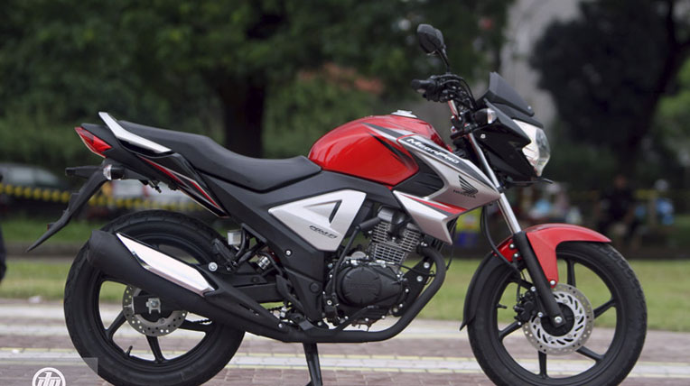 Cận cảnh mô-tô thể thao giá rẻ Honda MegaPro FI New_Mega_Pro_003.jpg