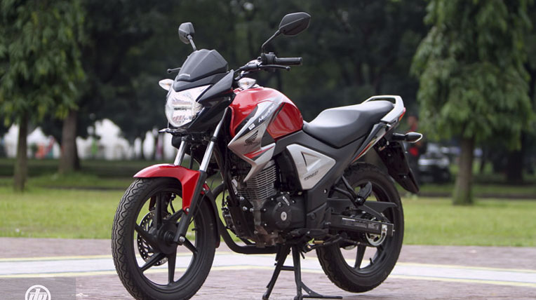 Cận cảnh mô-tô thể thao giá rẻ Honda MegaPro FI New_Mega_Pro_004.jpg