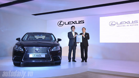 Cuộc chơi xe sang bắt đầu autodaily lexus ra mat tai VN.jpg
