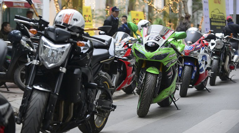 Dàn siêu xe và mô tô khủng tham gia Super Car Passion 2014 dan-xe-tham-gia-super-car-passion (12).jpg