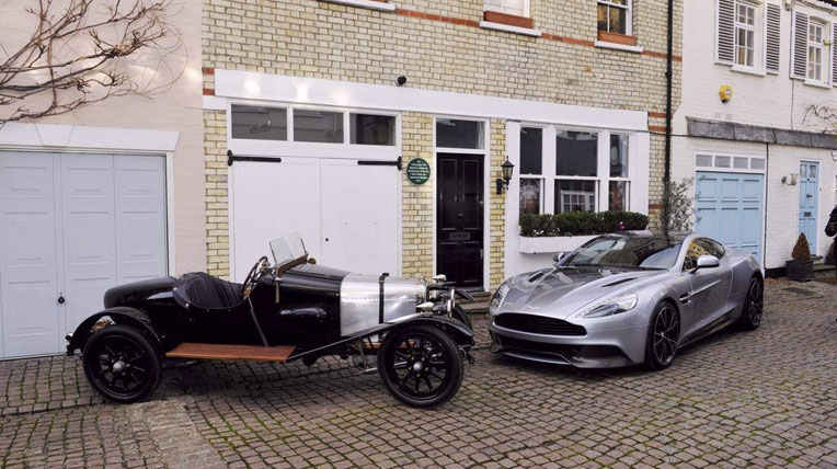 Những thông điệp chúc mừng năm mới ấn tượng bằng ảnh xe happy-new-year-2.jpg