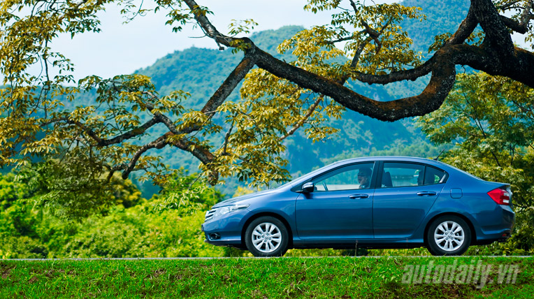 honda city truong son.jpg Autodaily và 12 khoảnh khắc đáng nhớ trong năm 2013 honda city truong son.jpg