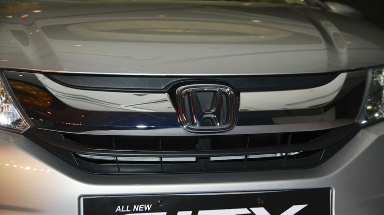 Honda bắt đầu bán xe City 2014 honda-bat-dau-ban-xe-city-2014 (2).jpg