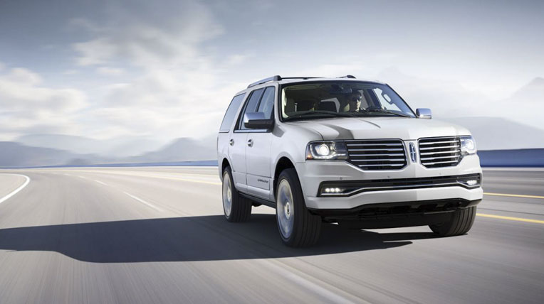 Lincoln Navigator 2015 chính thức lộ diện lincoln-navigator-2015-lo-dien (1).jpg