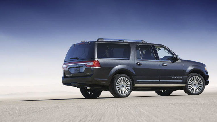 Lincoln Navigator 2015 chính thức lộ diện lincoln-navigator-2015-lo-dien (3).jpg