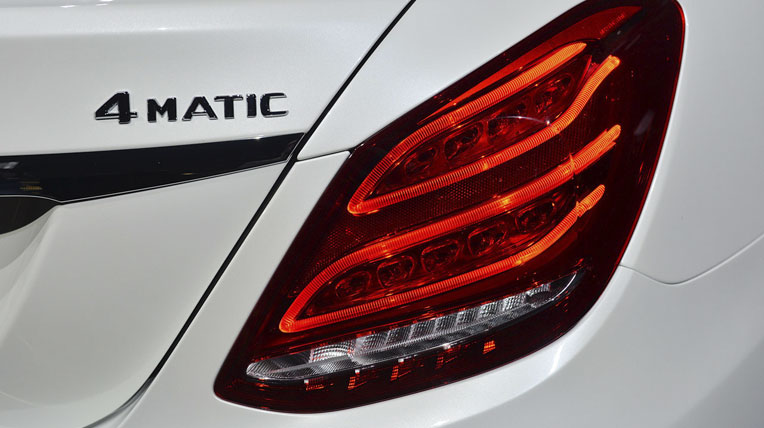 Mercedes-Benz C-Class 2015: Sang trang sử mới mercedes-benz-c-class-2015 (13).jpg