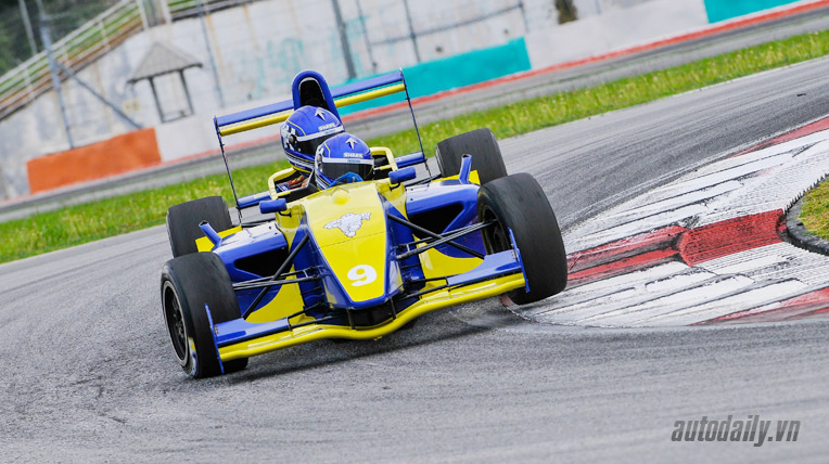 michelin pajero sport sepang.jpg Autodaily và 12 khoảnh khắc đáng nhớ trong năm 2013 michelin pajero sport sepang.jpg