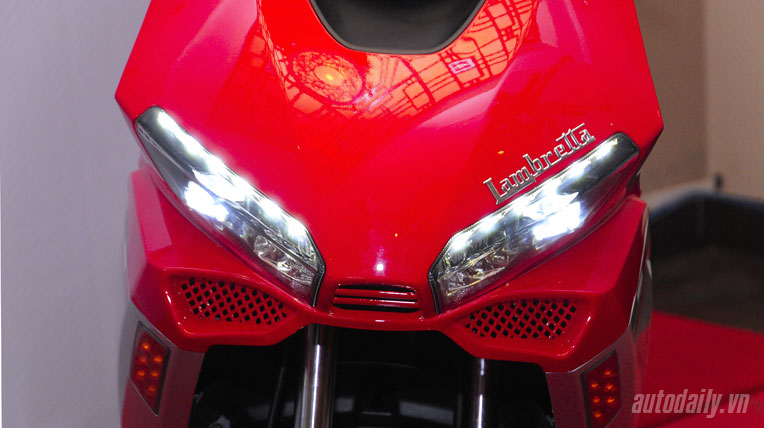 Cận cảnh LamSport – Xe tay ga hoàn toàn mới tại Việt Nam ra-mat-lamsport (4).jpg